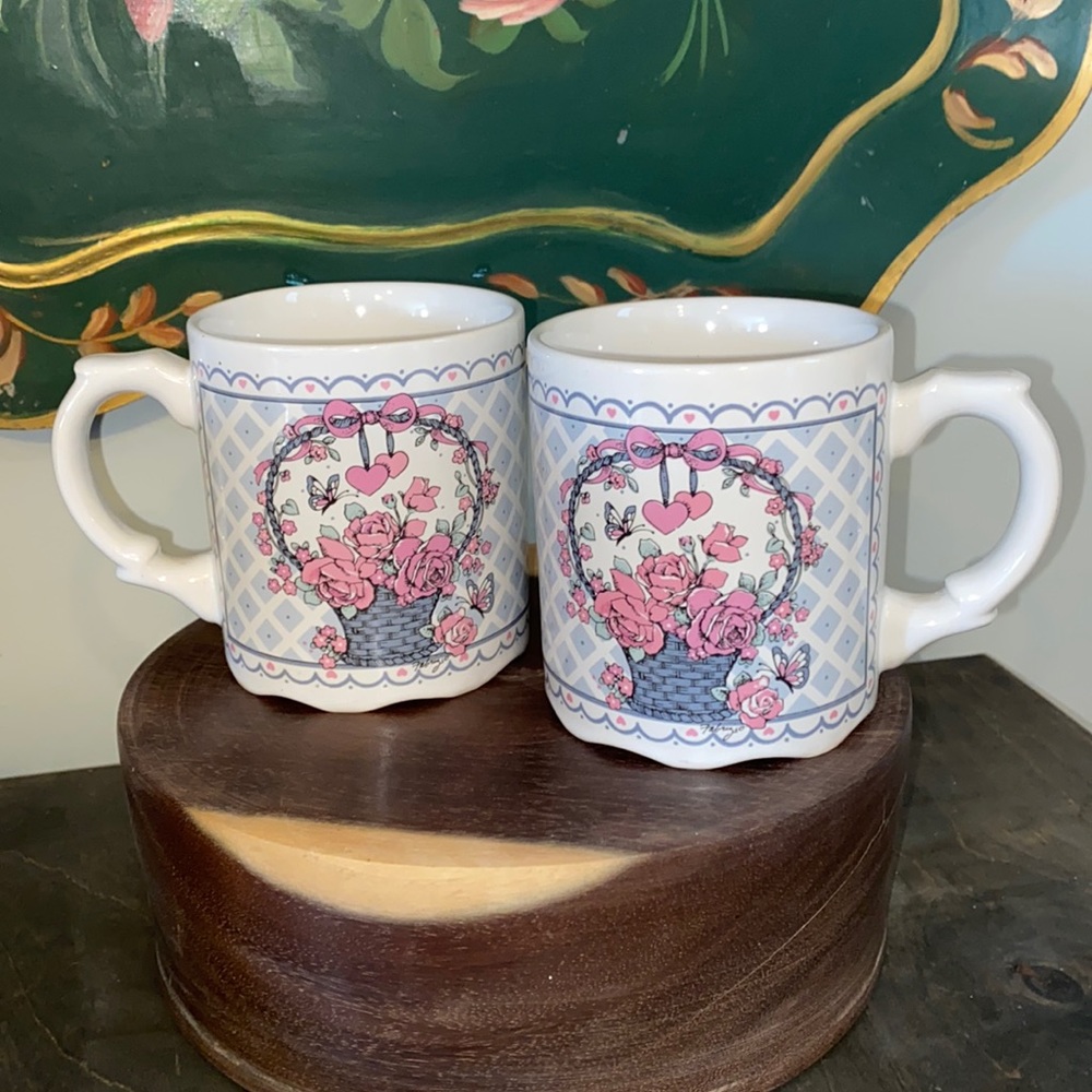 Vintage Coffee Tea Mugs Lot of 2, Basket-Flowers-Butterfly-Hearts